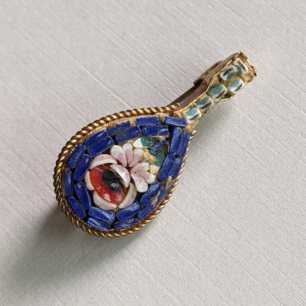 Micro Mosaic Mandolin shaped brooch pin